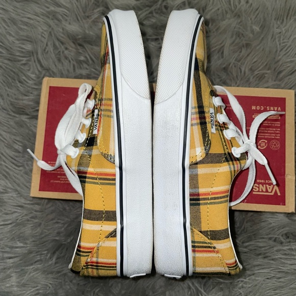 🔥VANS OFF THE WALL - VANS CLASSIC ERA | YELLOW PLAID🔥 - Picture 6 of 8